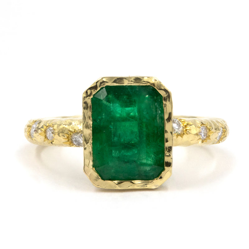 Emerald Beatrice Ring