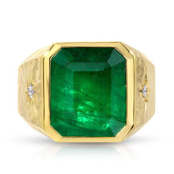 Emerald Ambition Ring